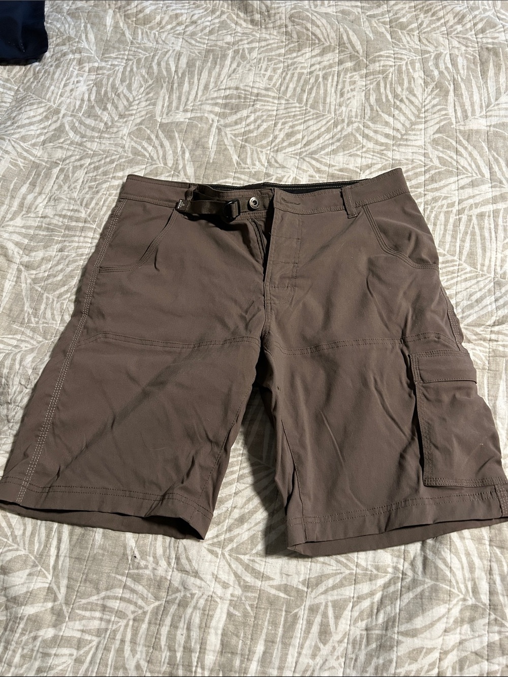Men’s prAna shorts